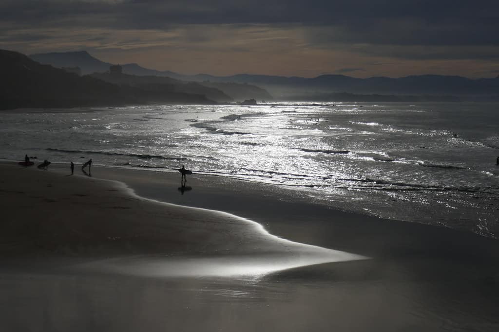 Contre jour sur la plage des Basques, Biarritz, Labourd, Pays basque, Pyrénées-Atlantiques, Nouvelle-Aquitaine, France