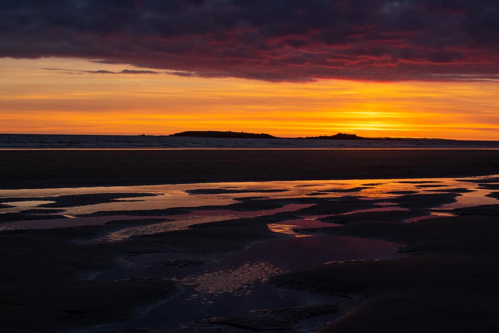Superb natural spectacle at Erdeven beach, Brittany