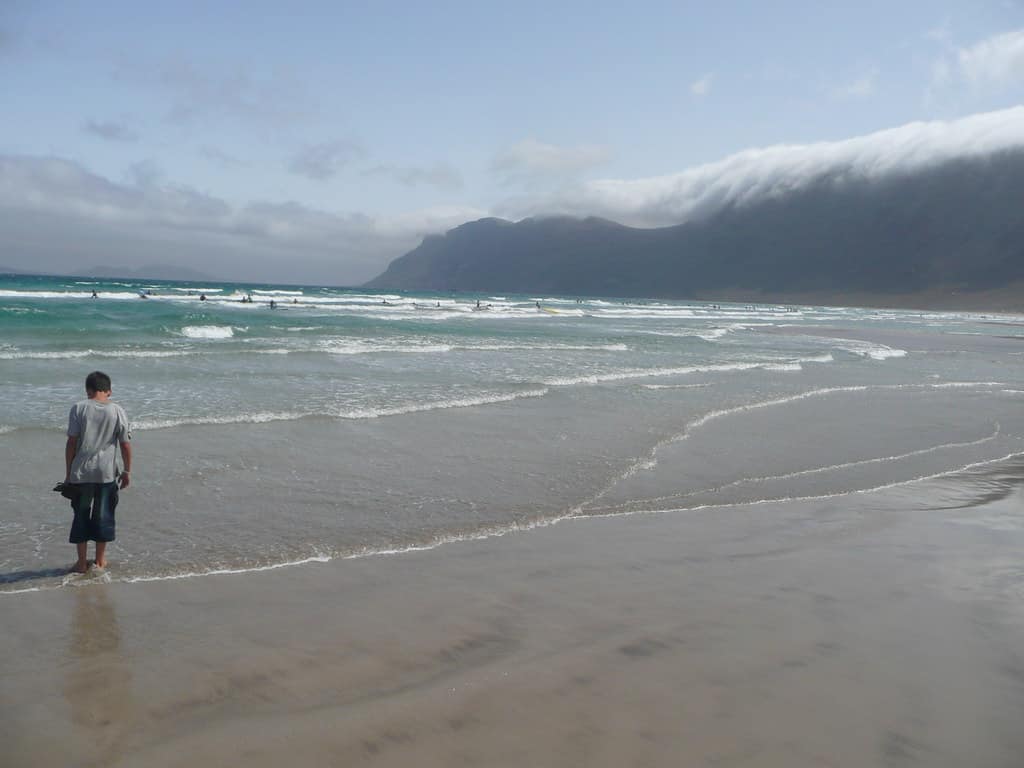 Famara surfing beach