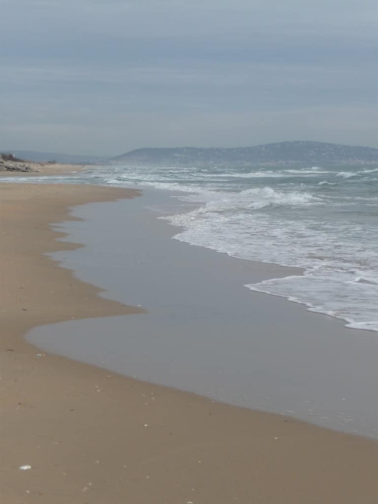 The long sands from Marseillan Plage to Sete